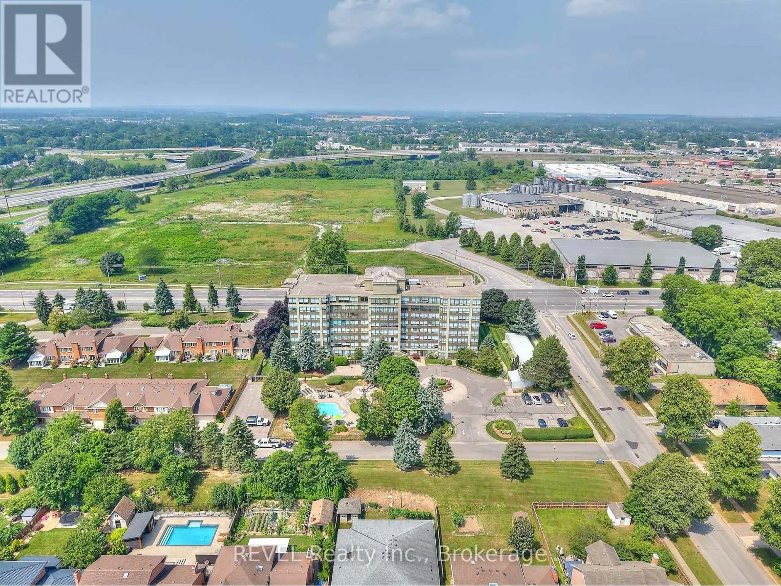 206 - 5100 DORCHESTER ROAD, #206
