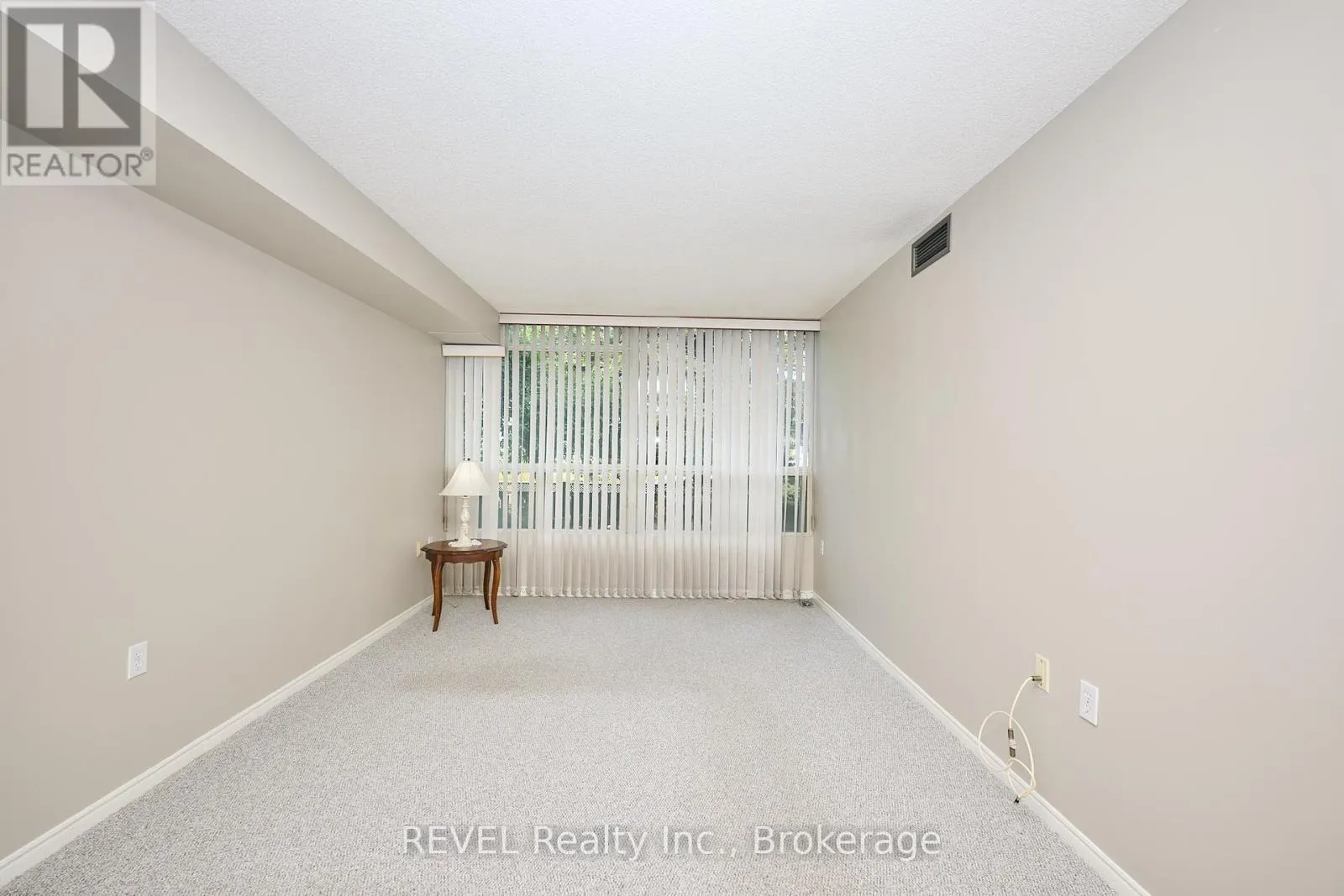 206 - 5100 DORCHESTER ROAD, #206
