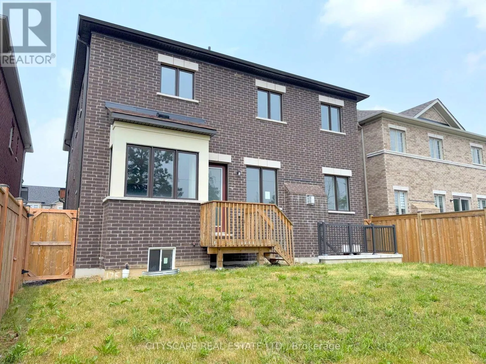 76 ELSTONE PLACE