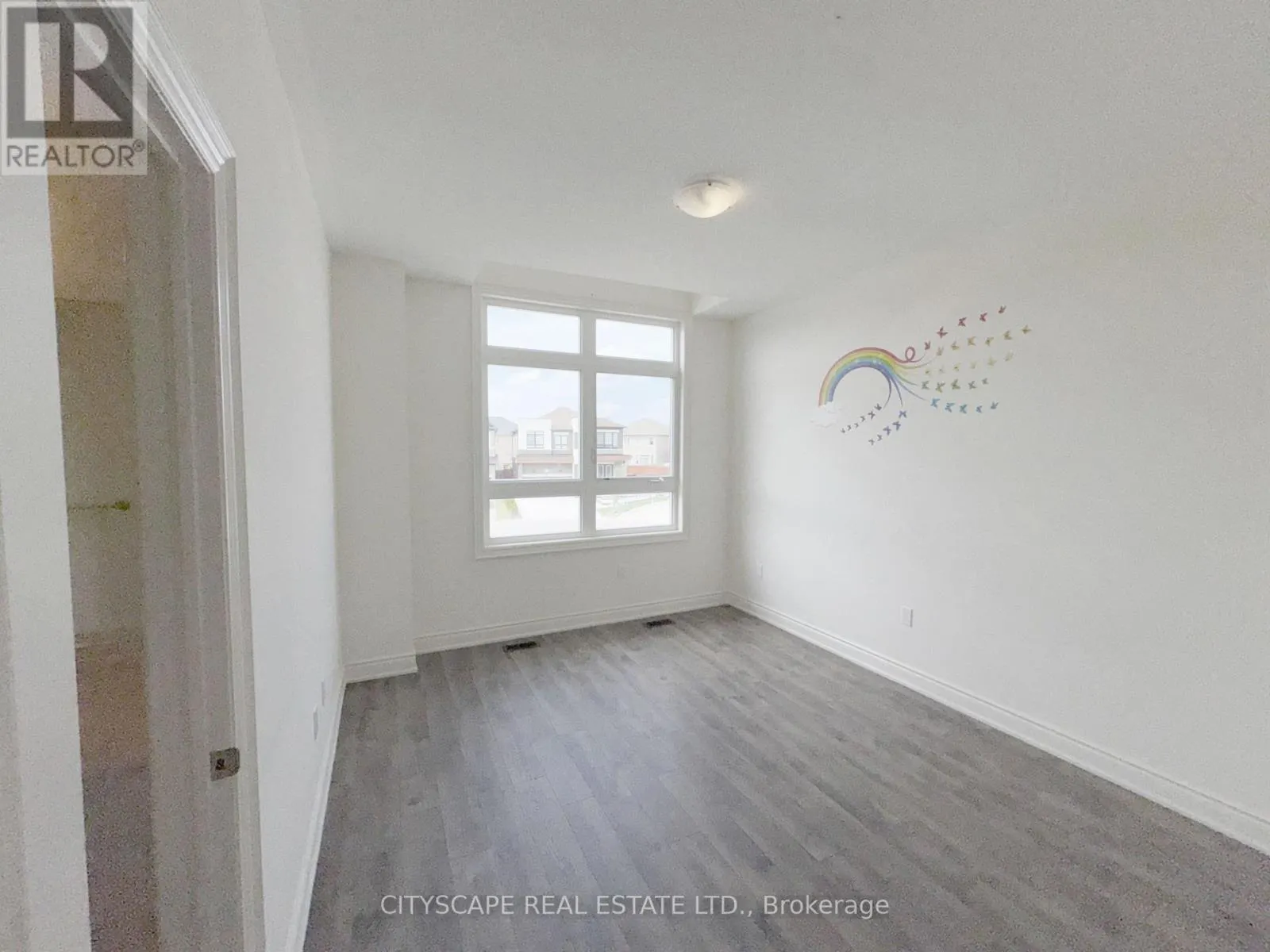 76 ELSTONE PLACE