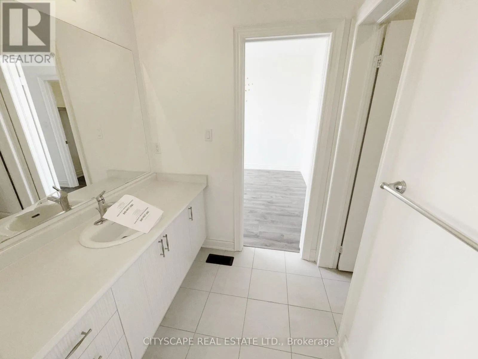 76 ELSTONE PLACE