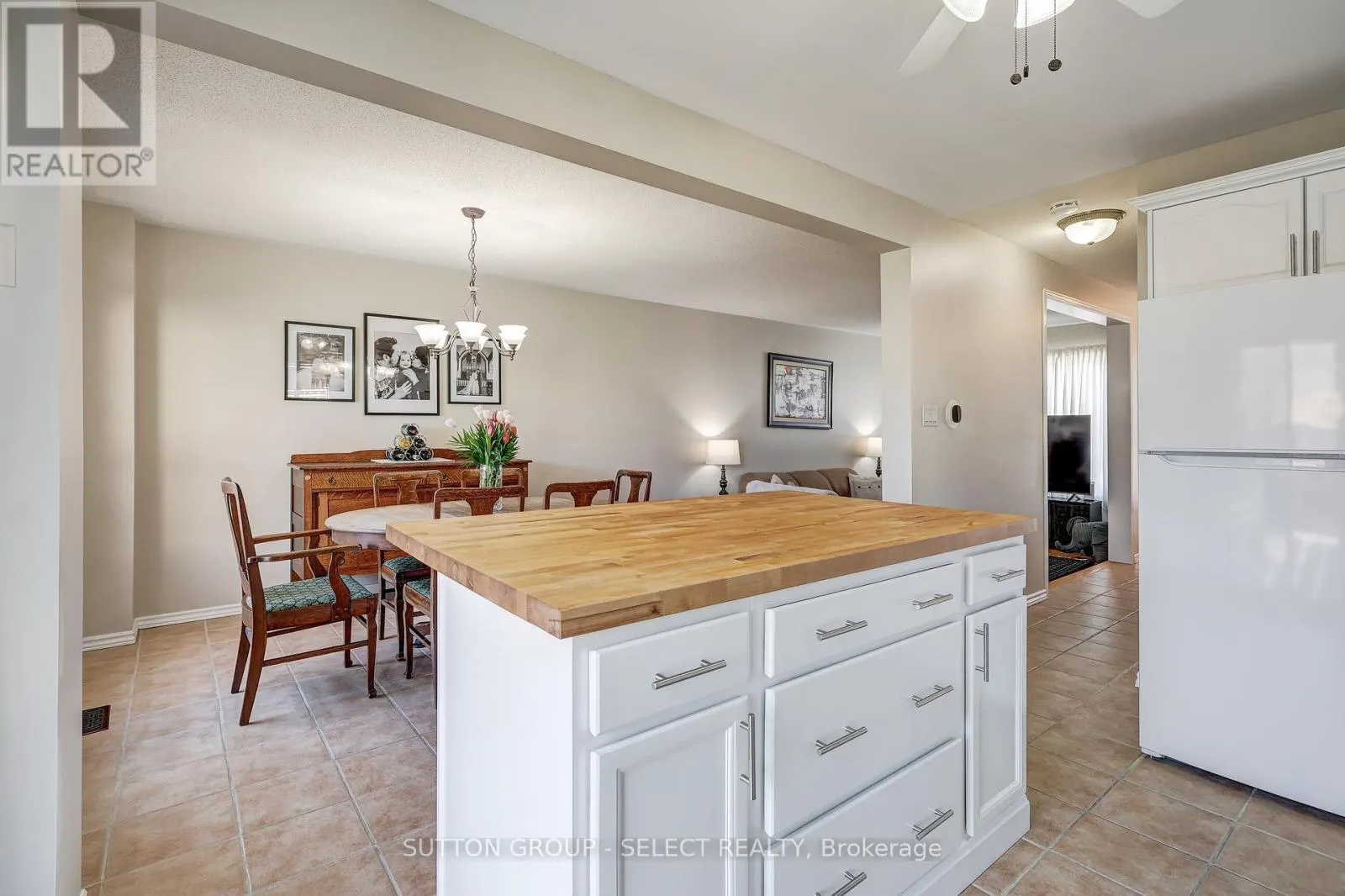 14 PONSFORD PLACE