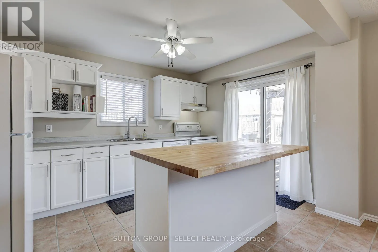 14 PONSFORD PLACE