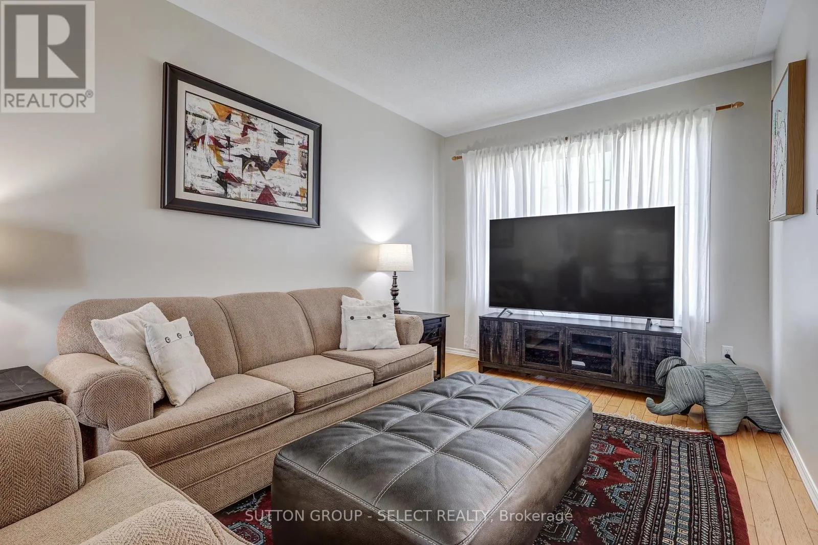 14 PONSFORD PLACE