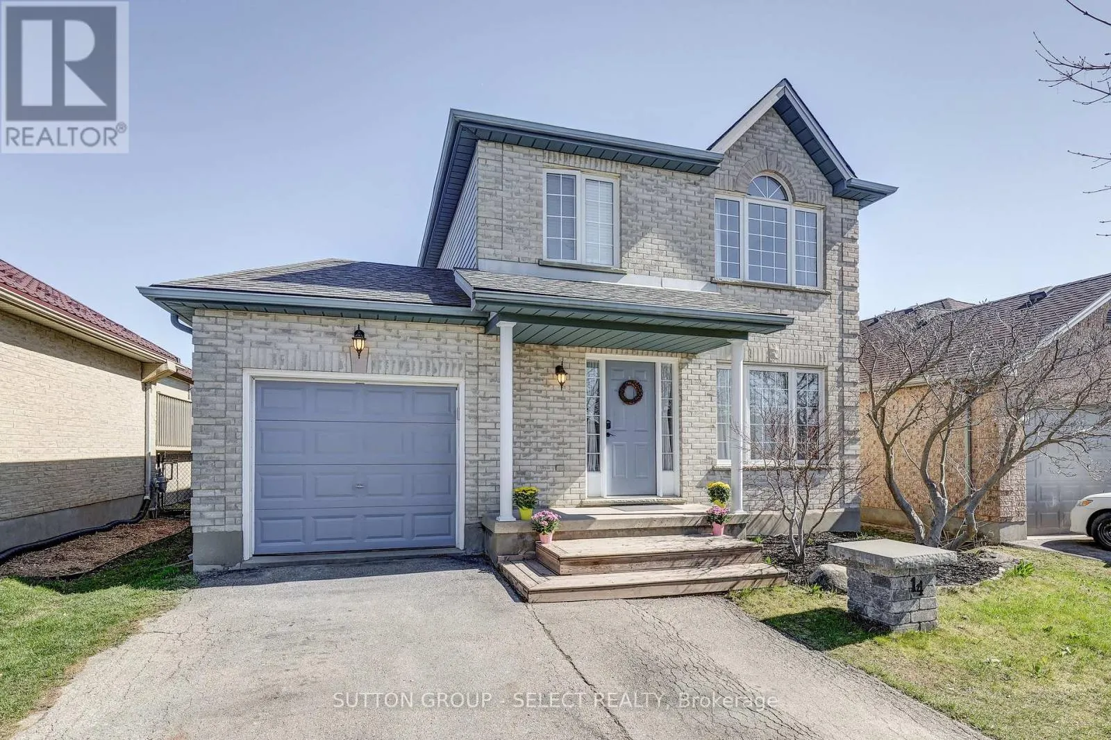 14 PONSFORD PLACE