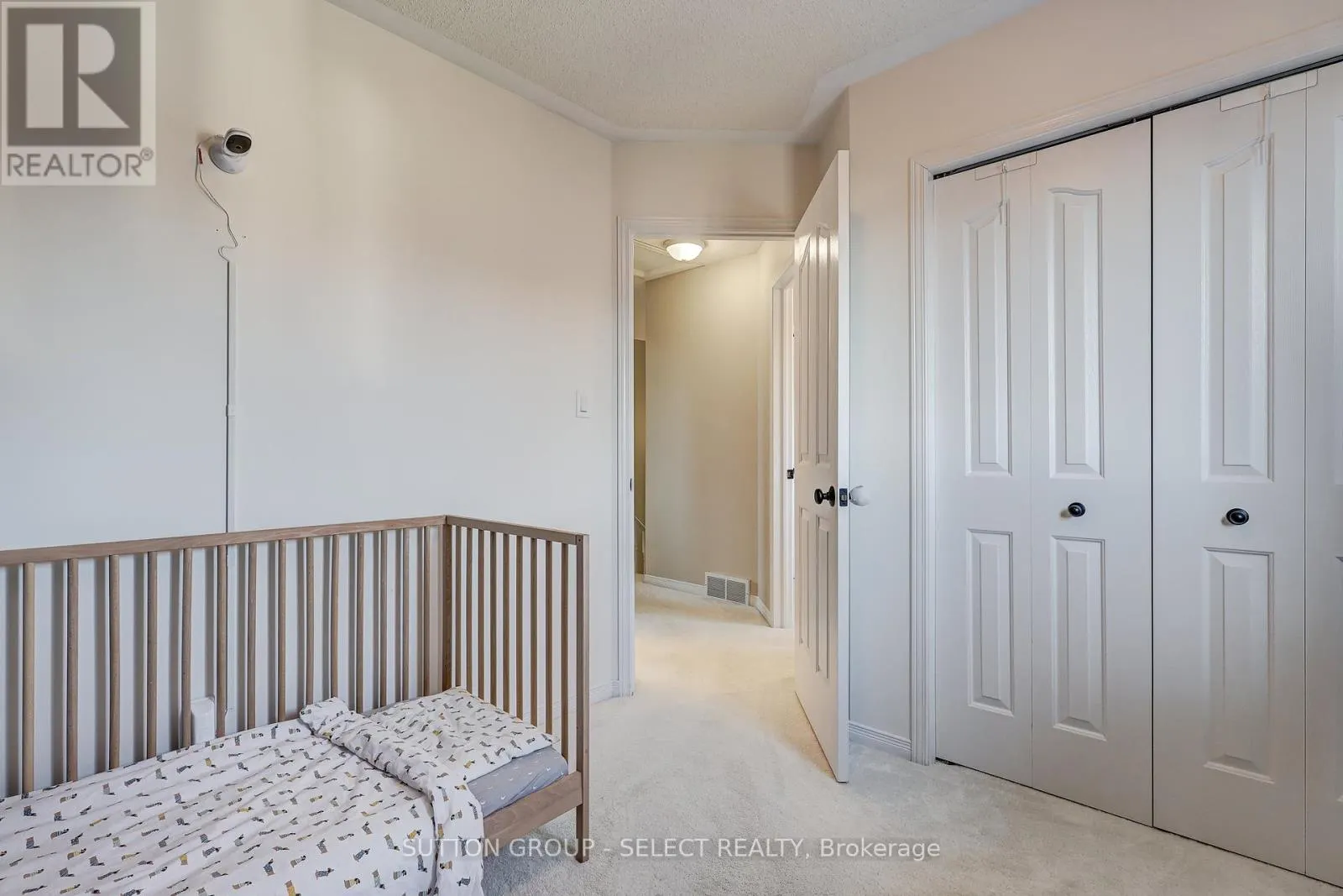 14 PONSFORD PLACE