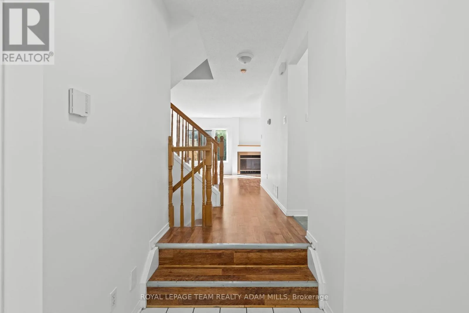106 WOODPARK WAY