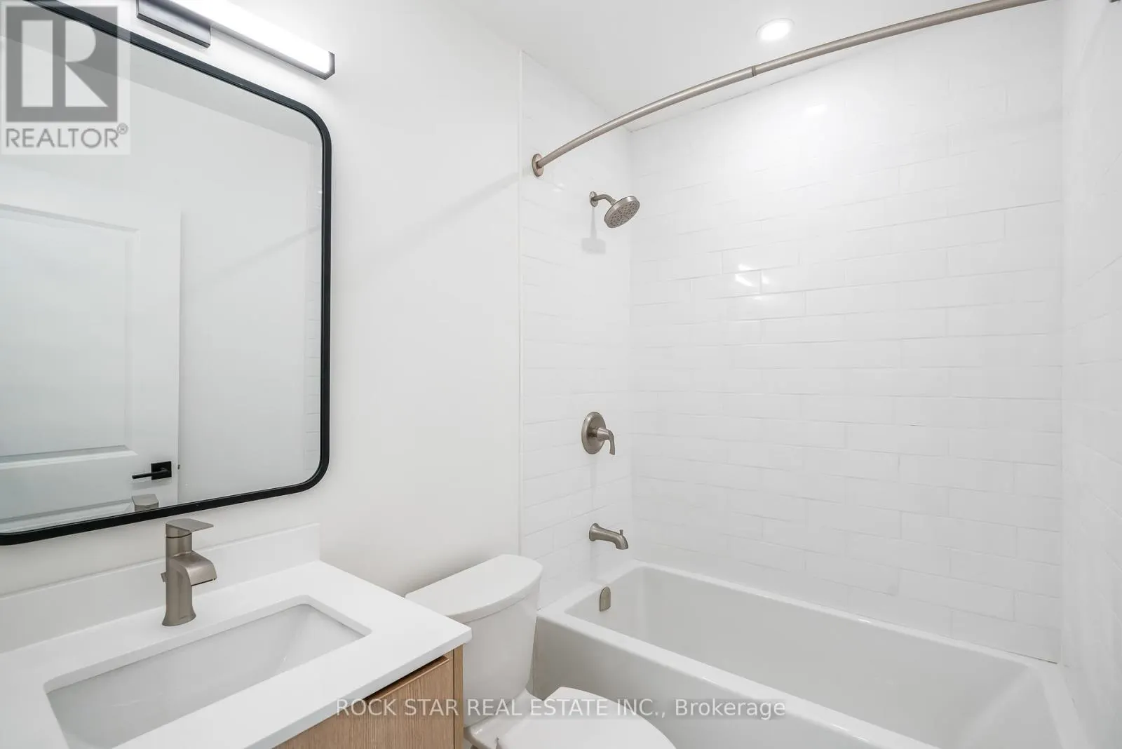 42 RAY STREET S