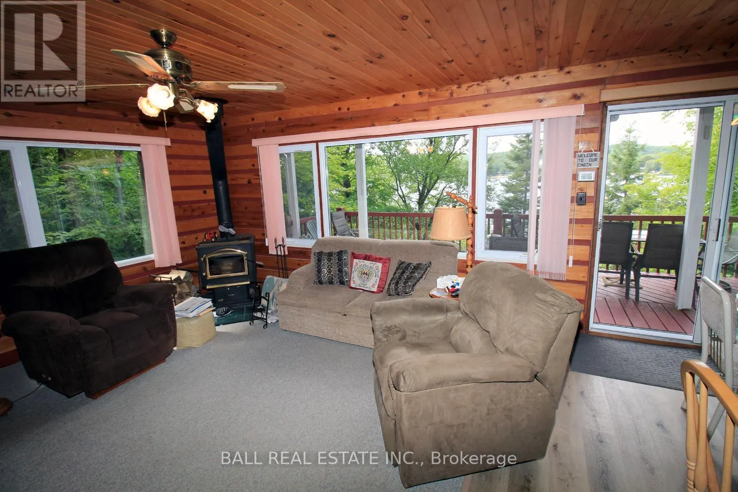 277 W DIAMOND LAKE ROAD