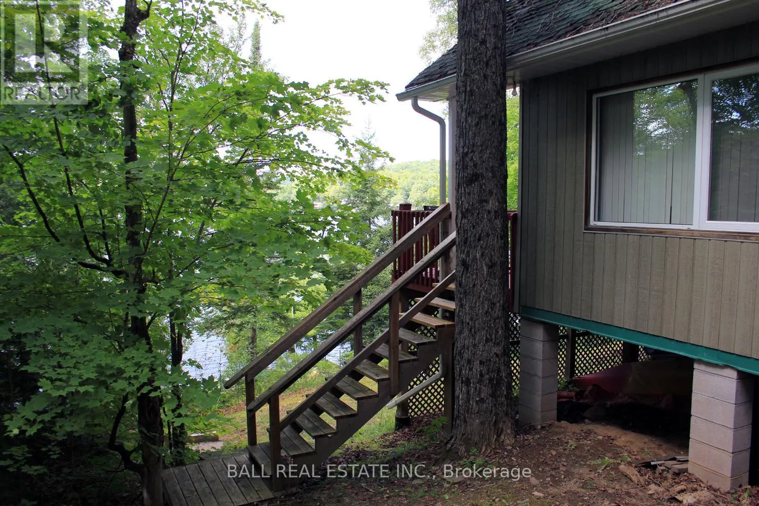 277 W DIAMOND LAKE ROAD