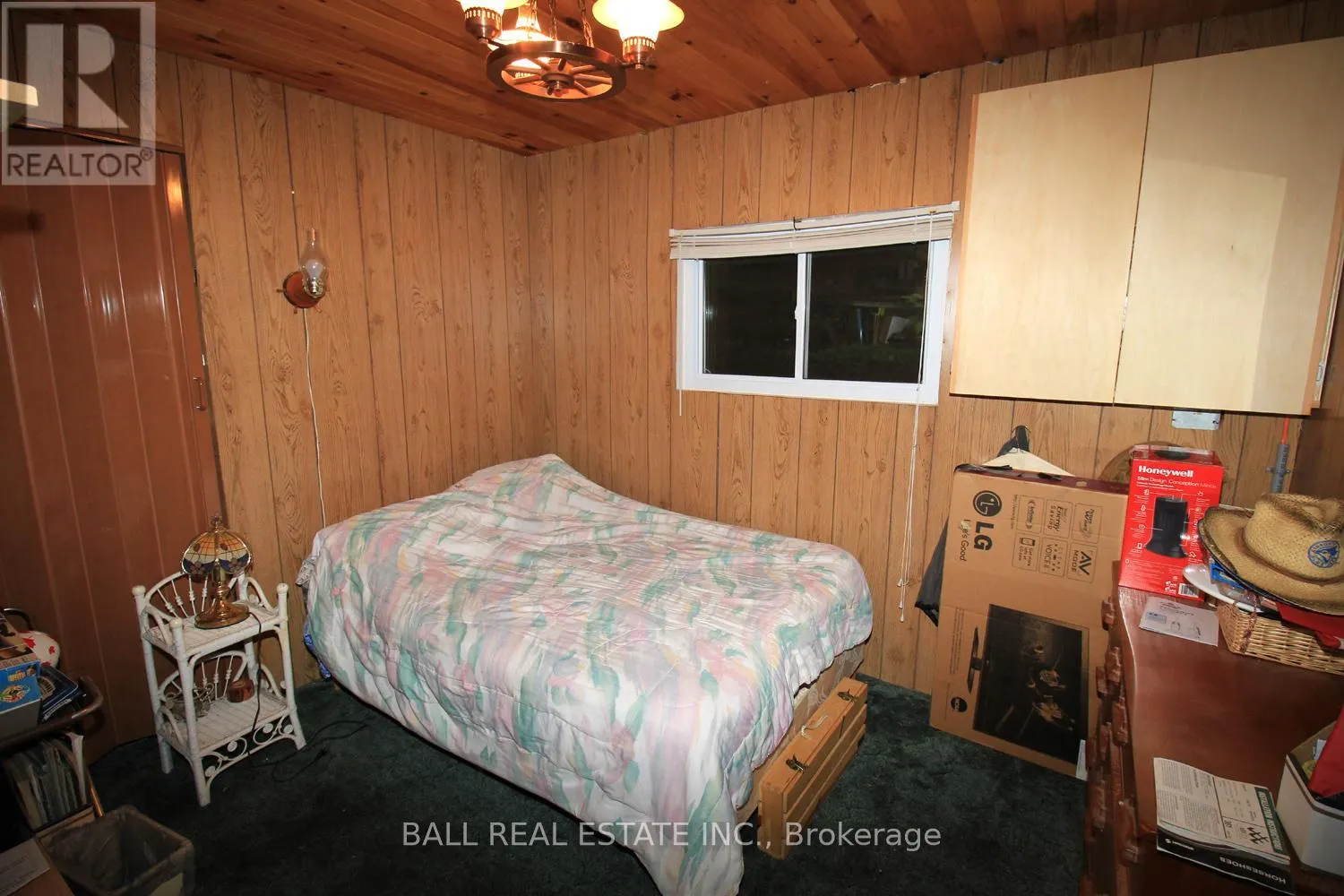 277 W DIAMOND LAKE ROAD