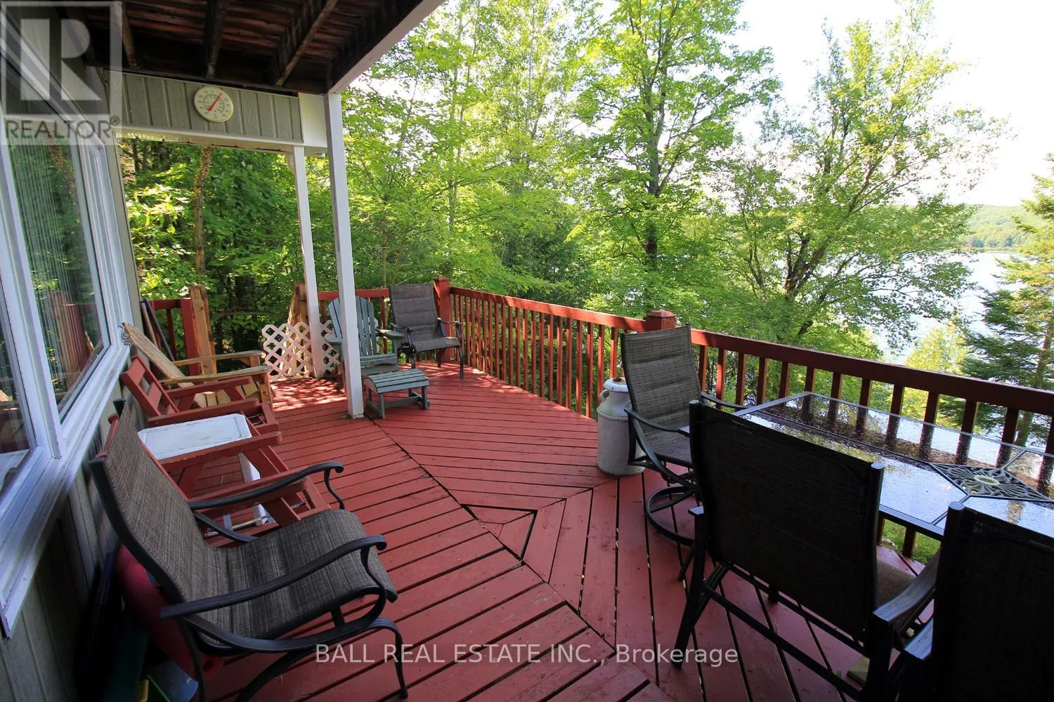 277 W DIAMOND LAKE ROAD