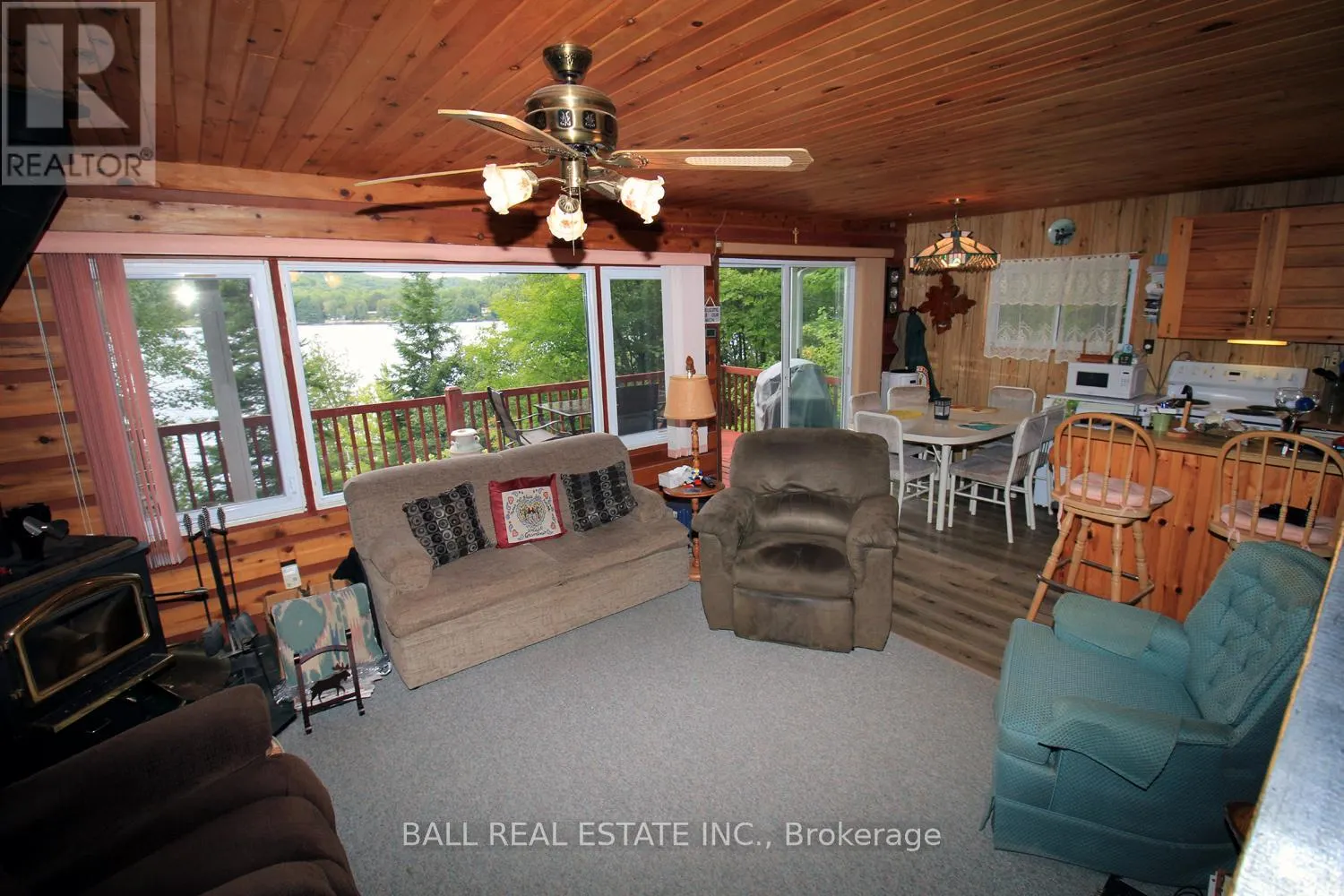 277 W DIAMOND LAKE ROAD