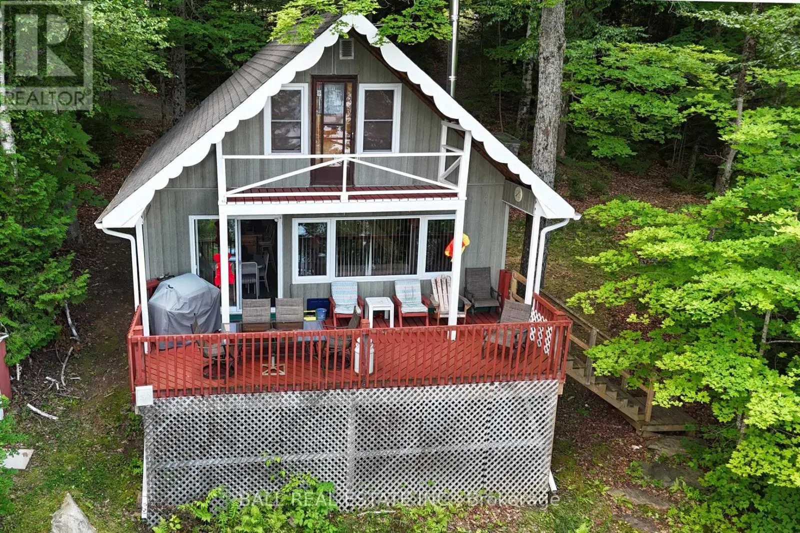 277 W DIAMOND LAKE ROAD