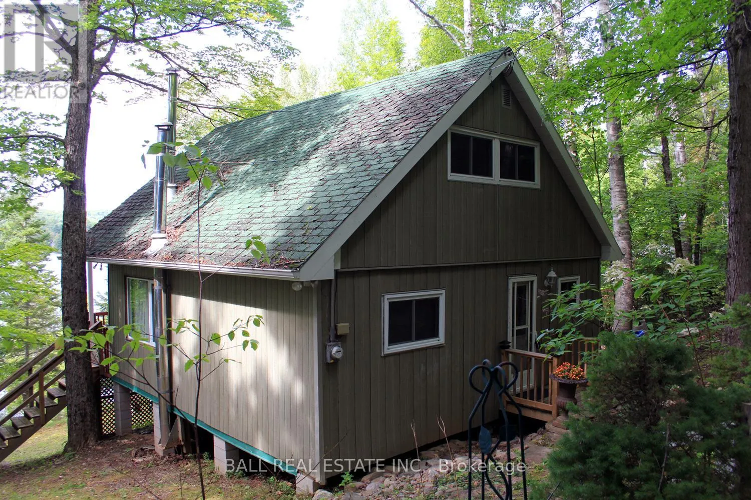 277 W DIAMOND LAKE ROAD