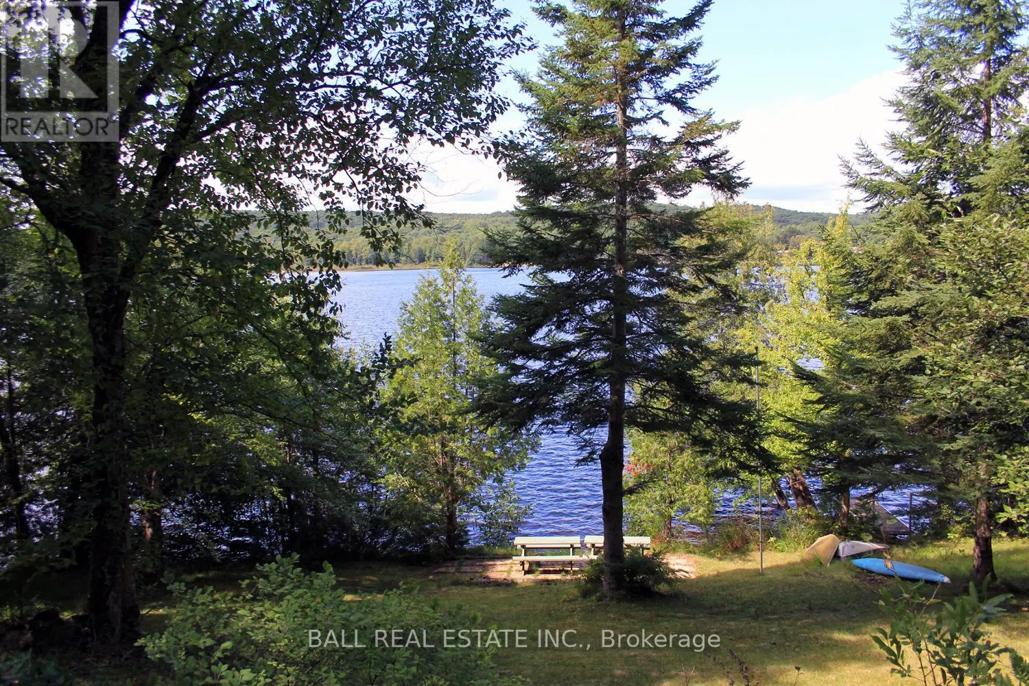 277 W DIAMOND LAKE ROAD