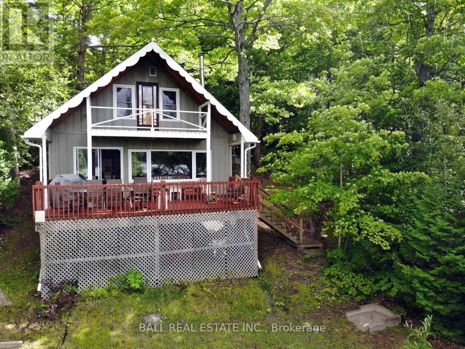 277 W DIAMOND LAKE ROAD