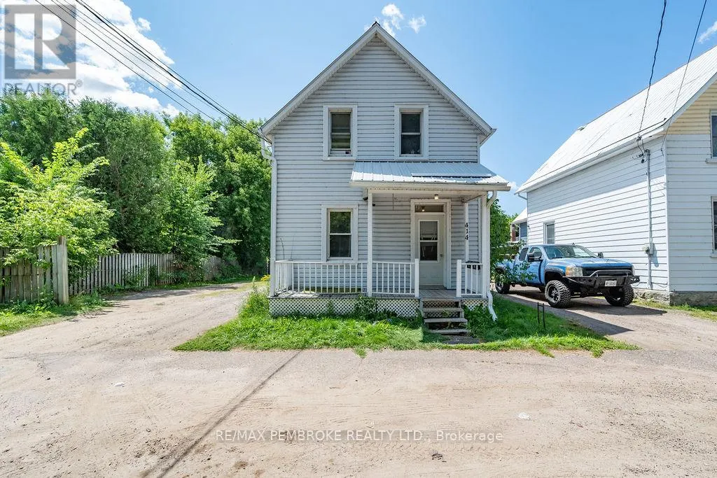 414 MOFFAT STREET
