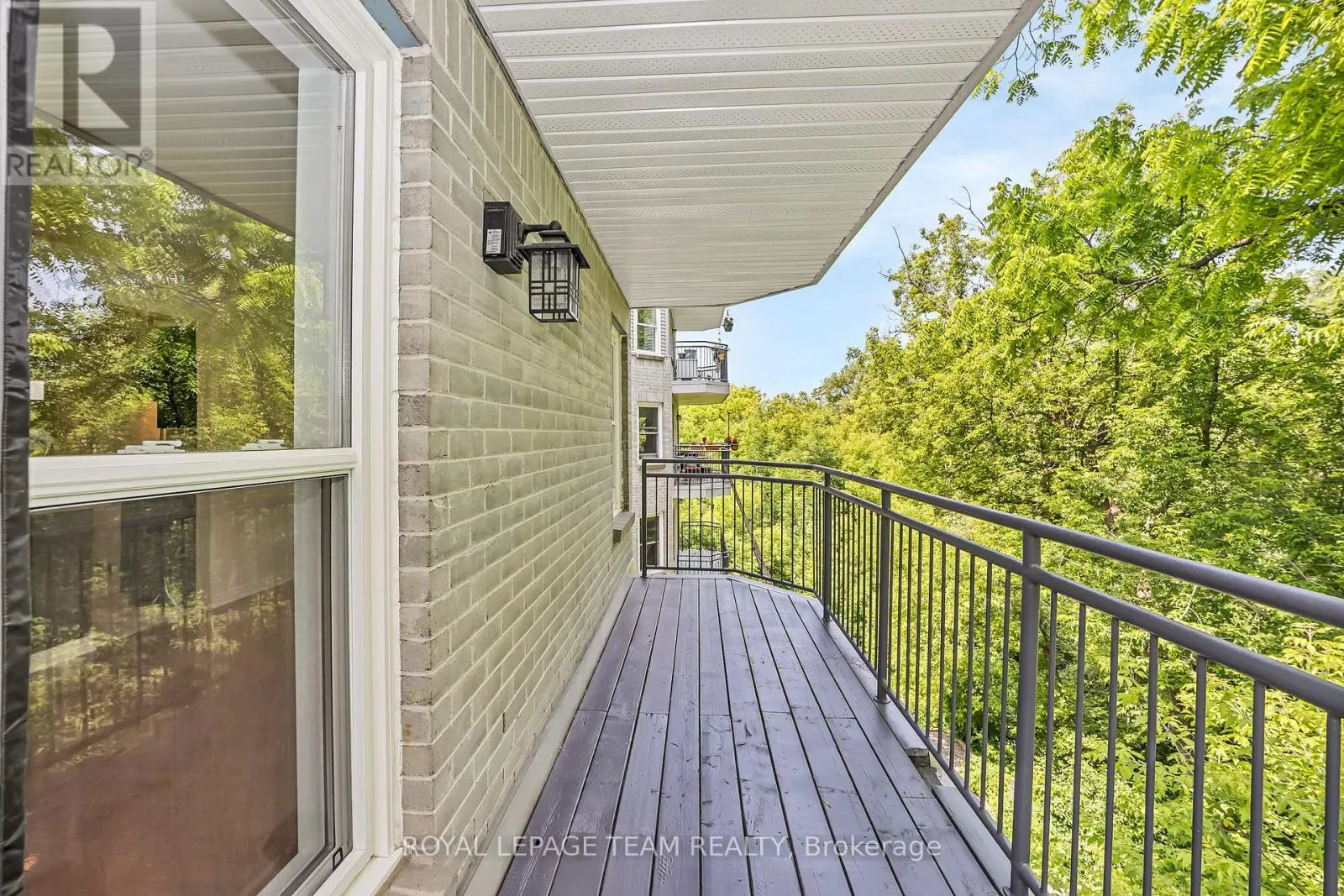 1 - 1121 BAVLIE AVENUE