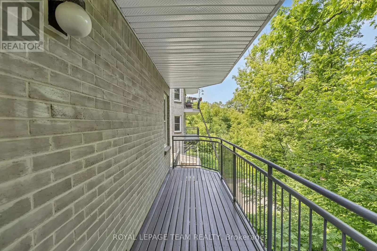 1 - 1121 BAVLIE AVENUE