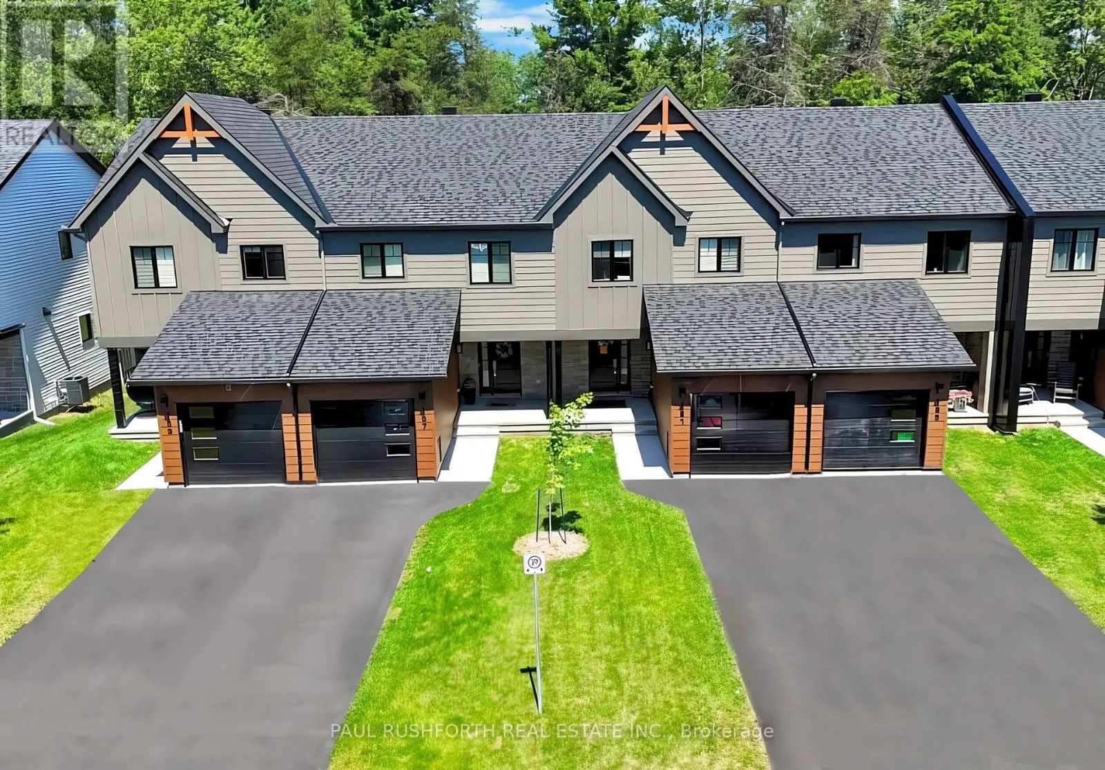 232 PEACOCK DRIVE