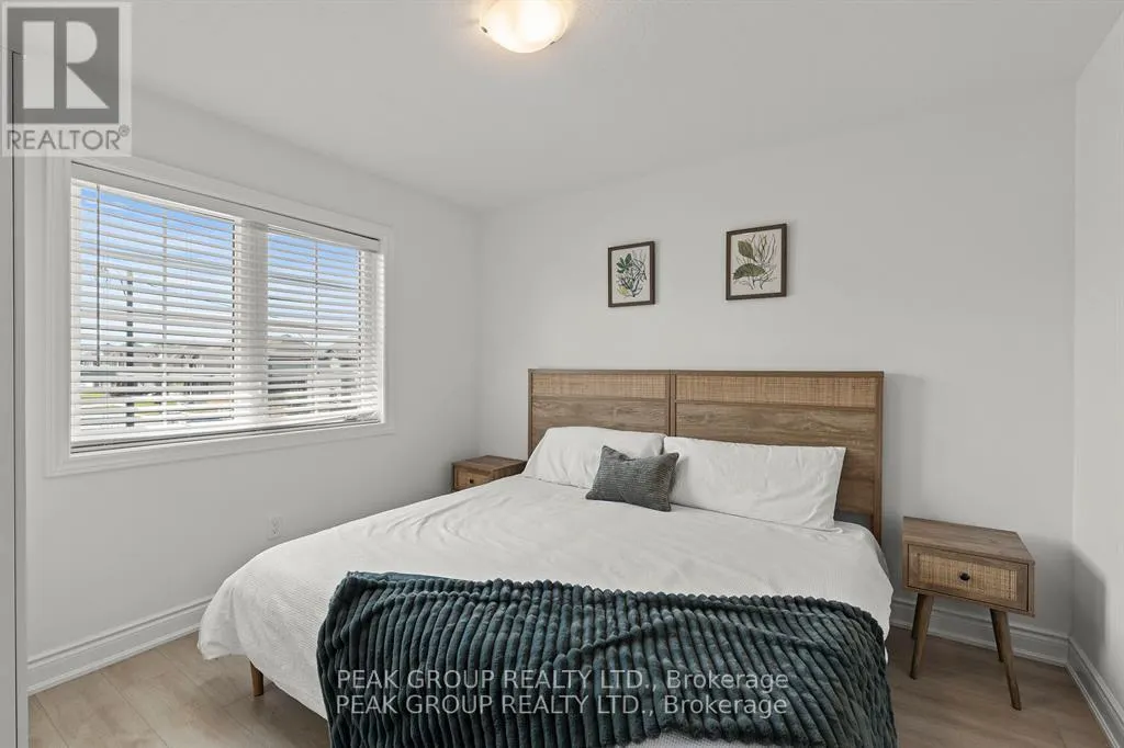 14 VENTURE WAY
