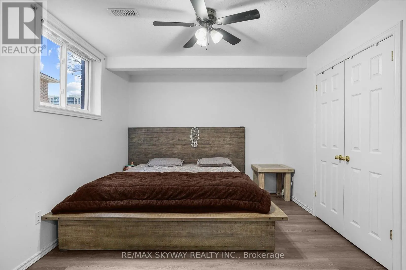 8 BRADLEY LANE