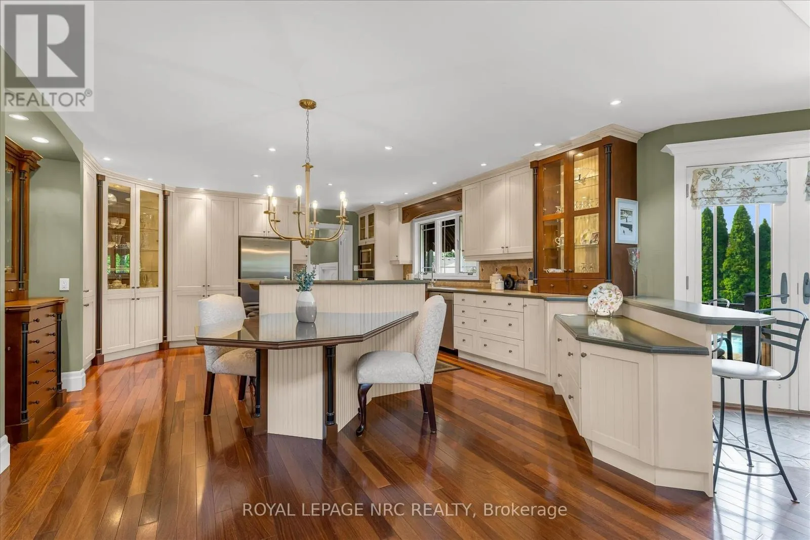 3475 RITTENHOUSE ROAD