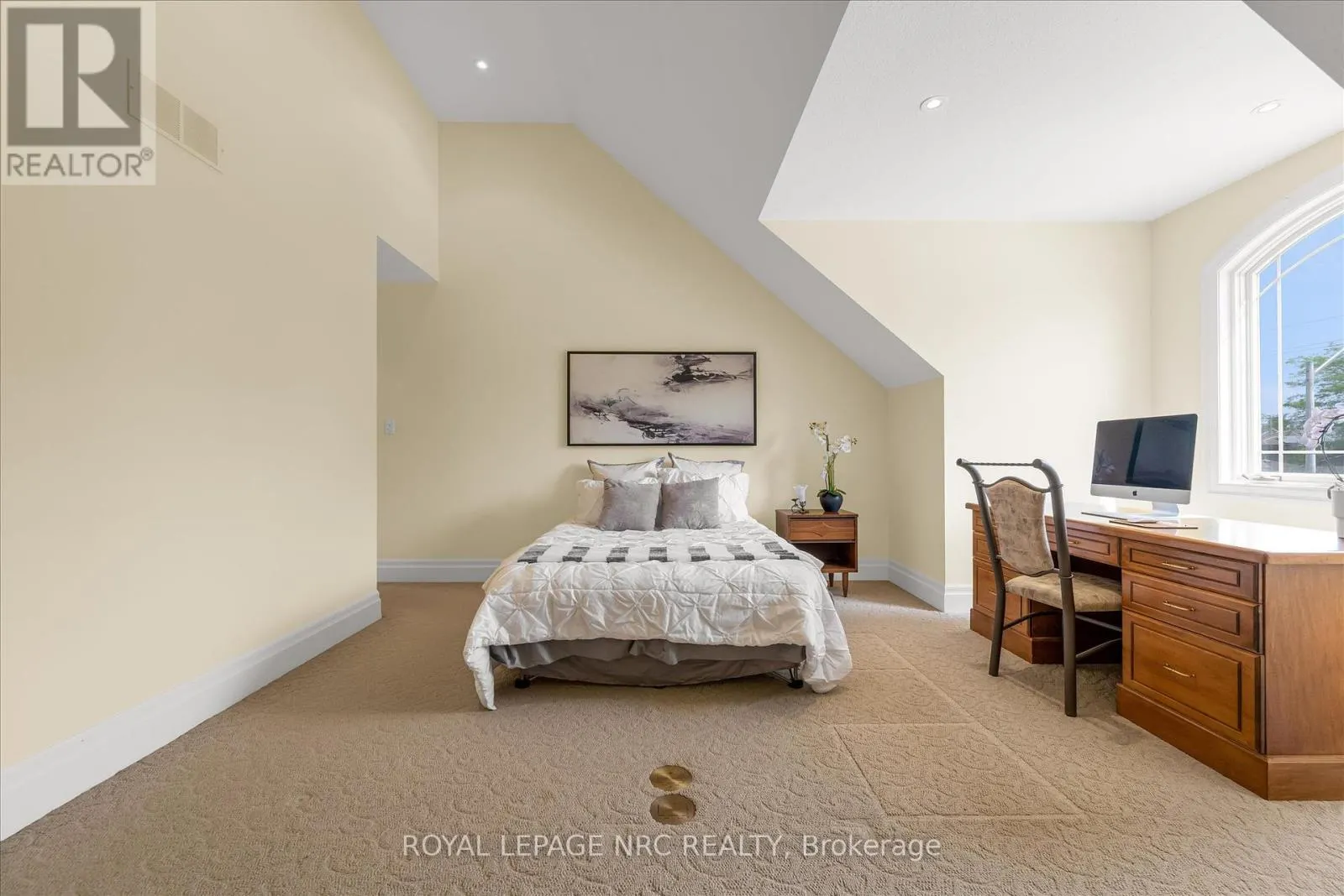 3475 RITTENHOUSE ROAD