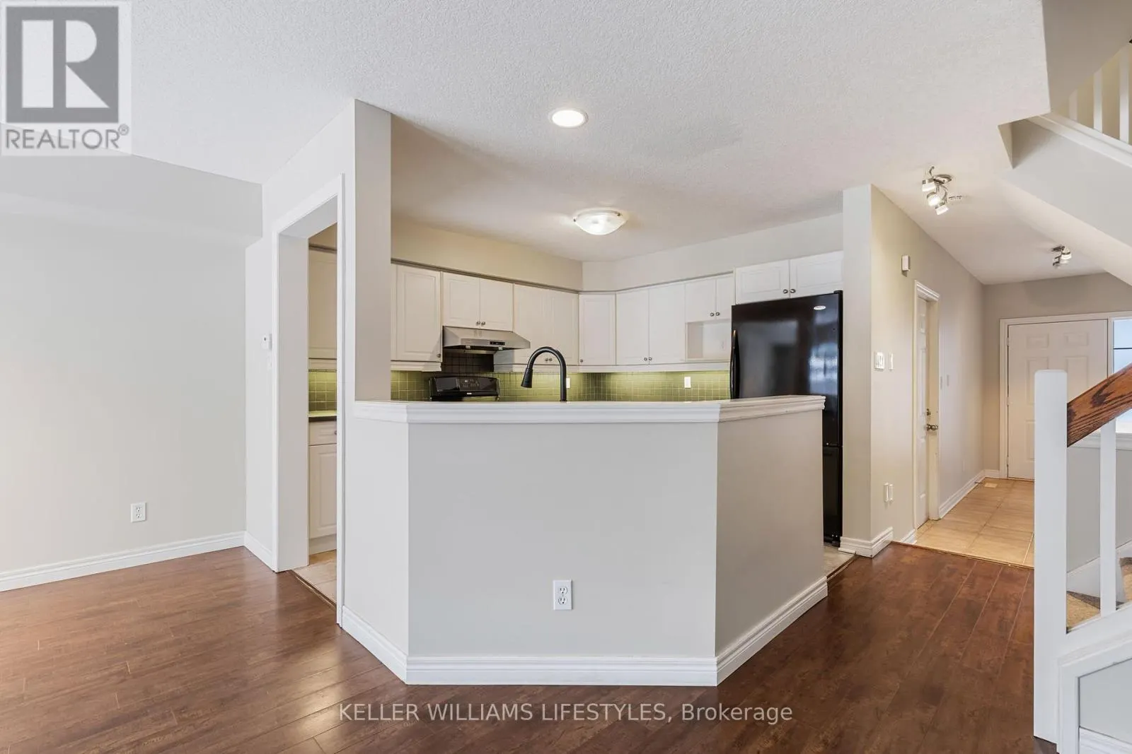43 - 505 BLUE JAY DRIVE, #43