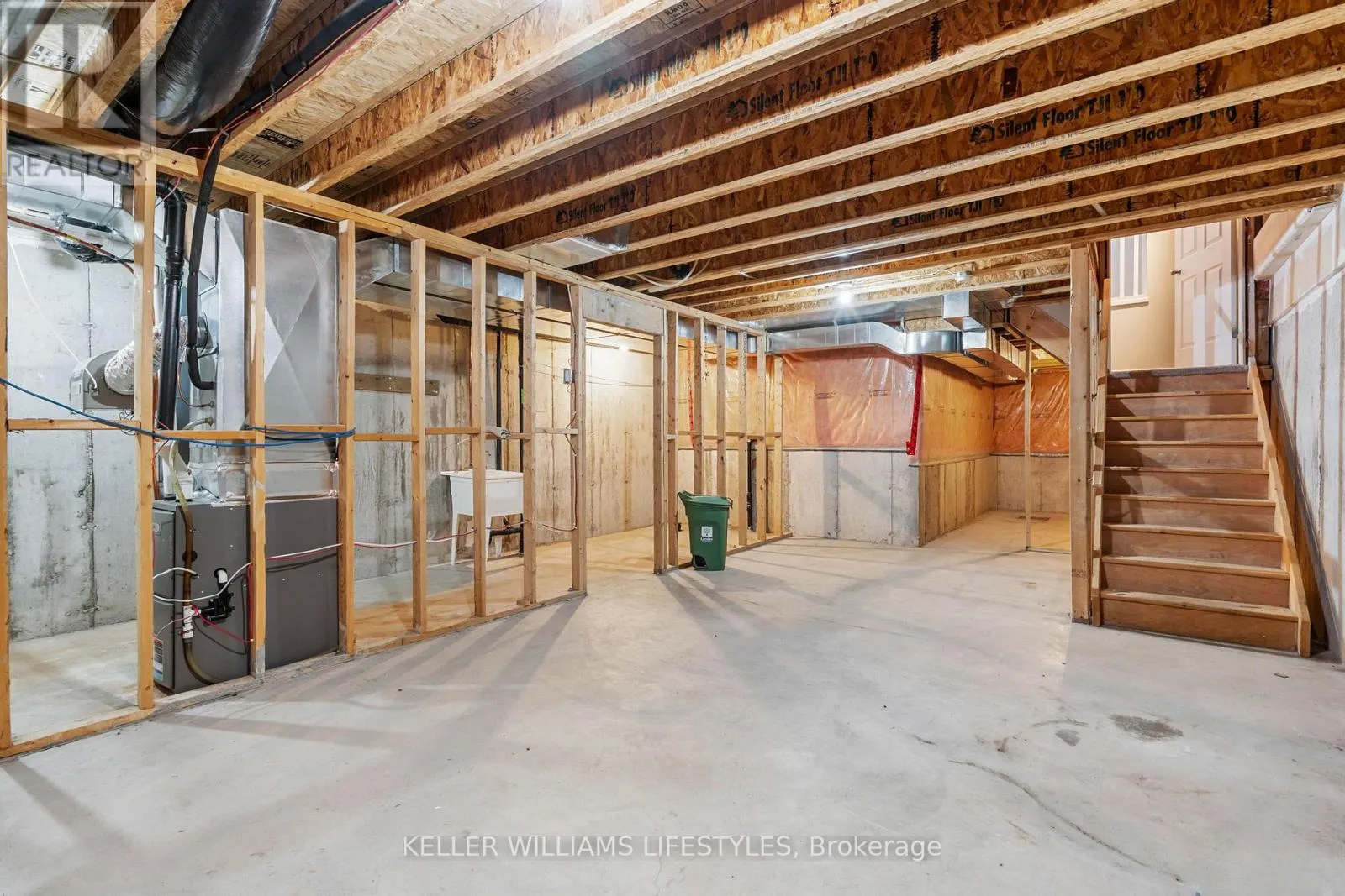 43 - 505 BLUE JAY DRIVE, #43