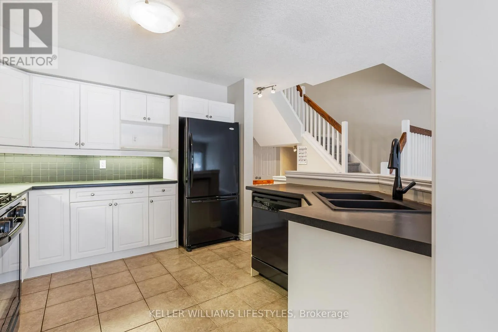 43 - 505 BLUE JAY DRIVE, #43
