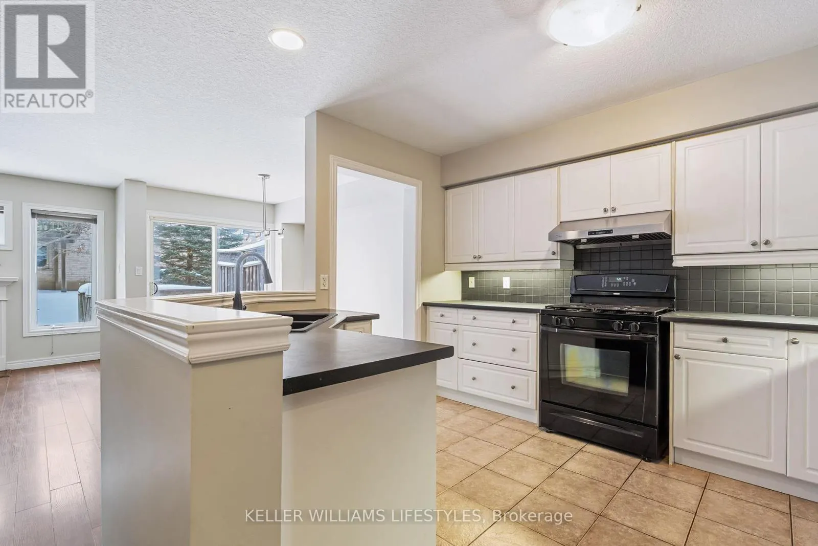 43 - 505 BLUE JAY DRIVE, #43