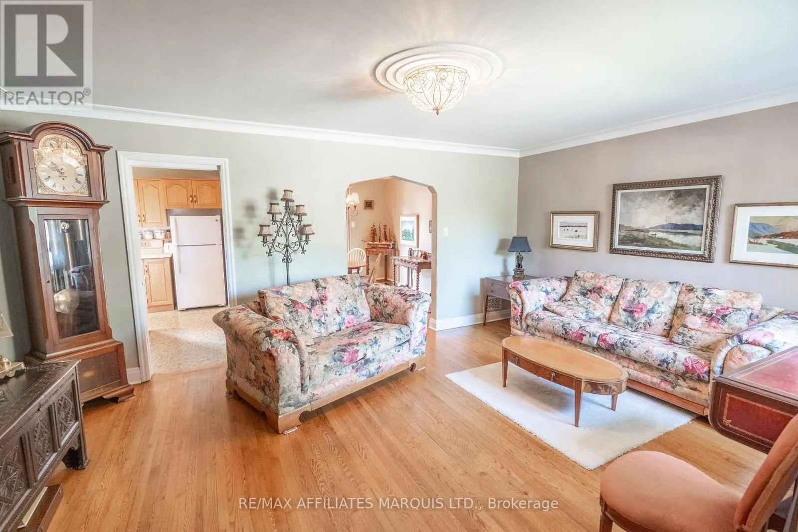 705 SECOND STREET E