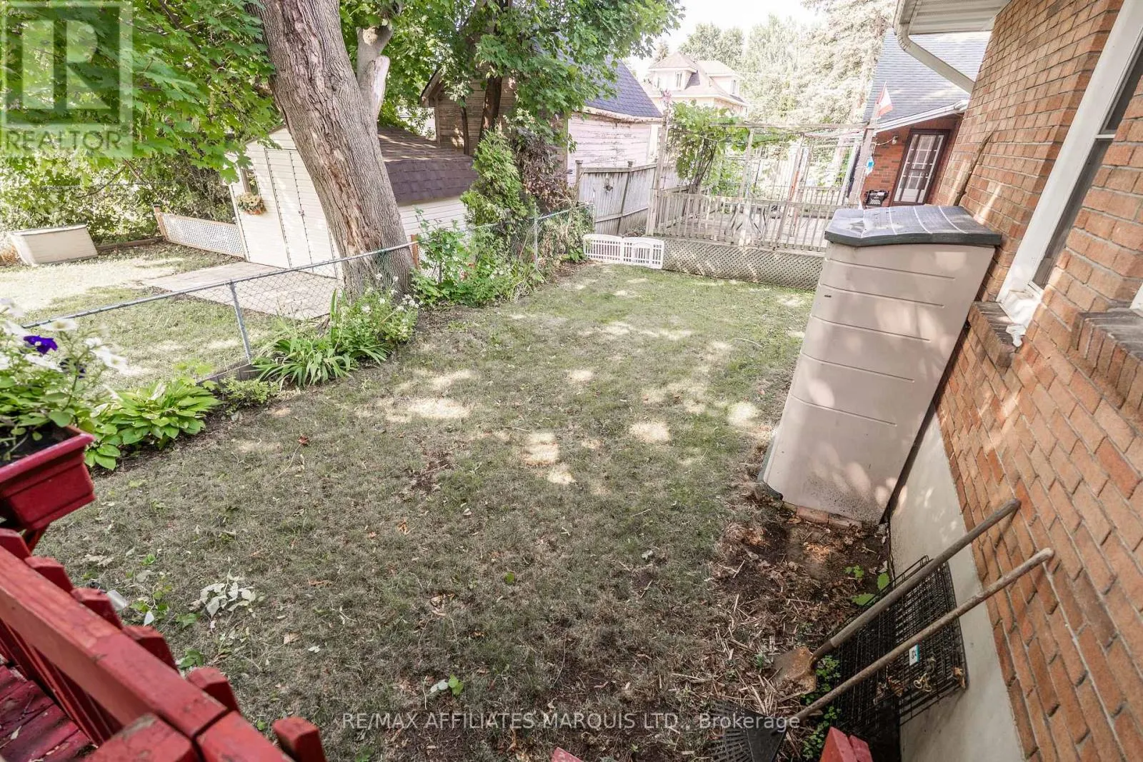 705 SECOND STREET E
