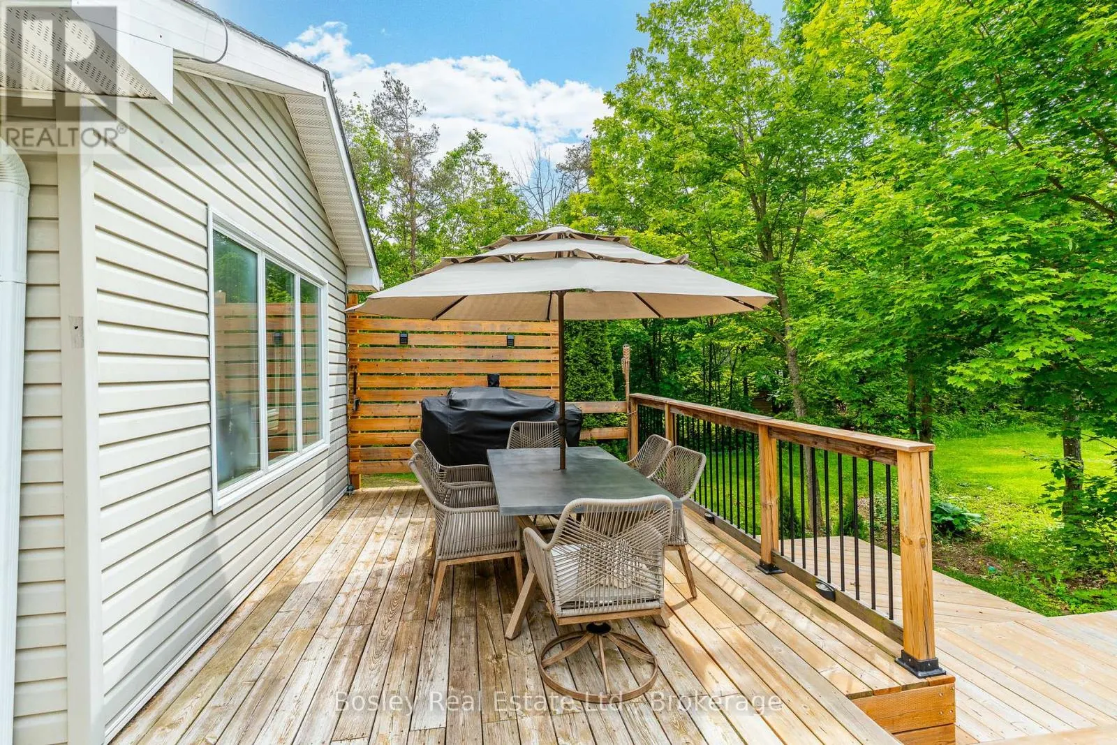 136 MAPLE LANE
