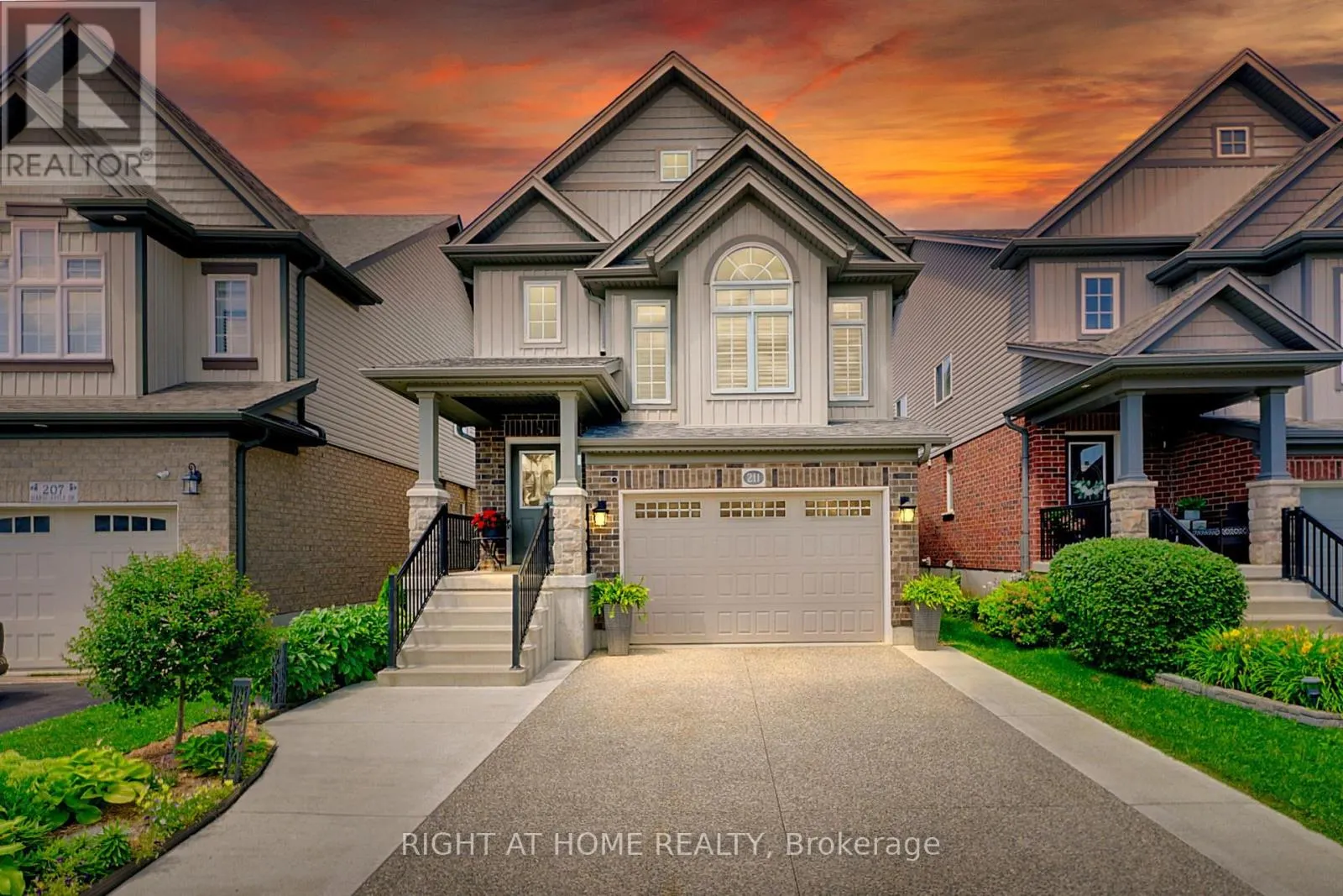 211 HARDCASTLE DRIVE