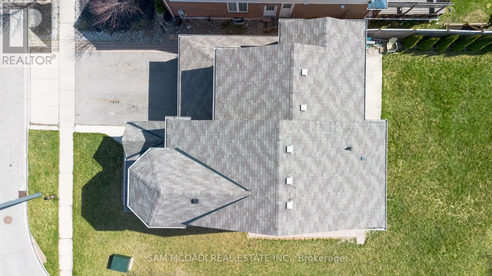 19 JENNER COURT