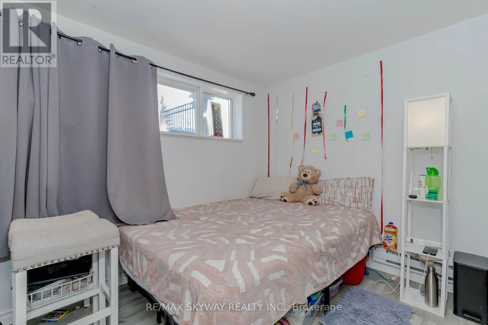 512 GLENDENE CRESCENT