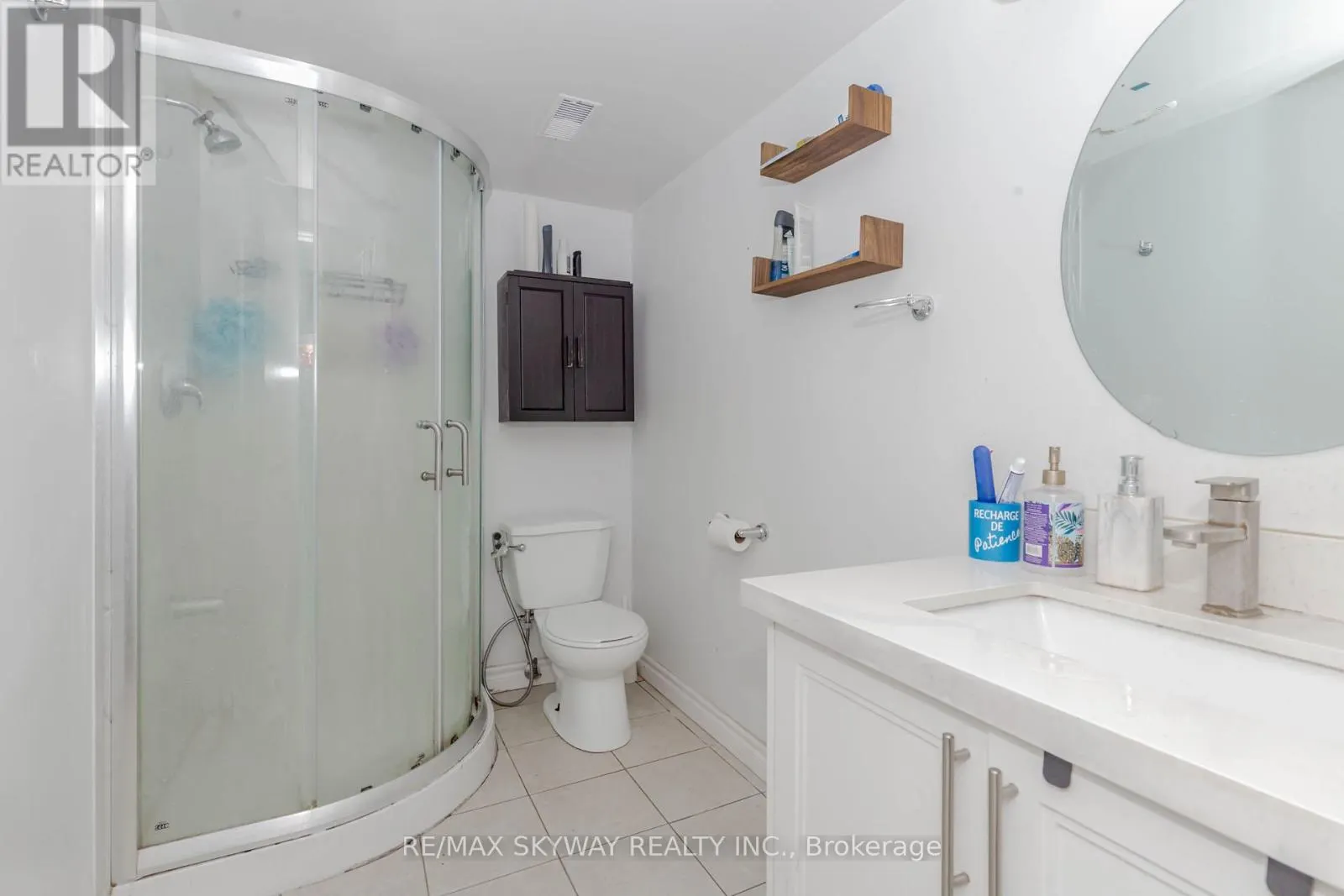512 GLENDENE CRESCENT