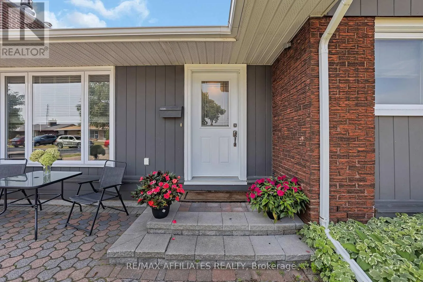 11 TRIPP CRESCENT