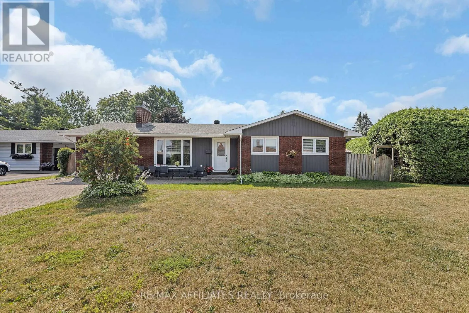 11 TRIPP CRESCENT