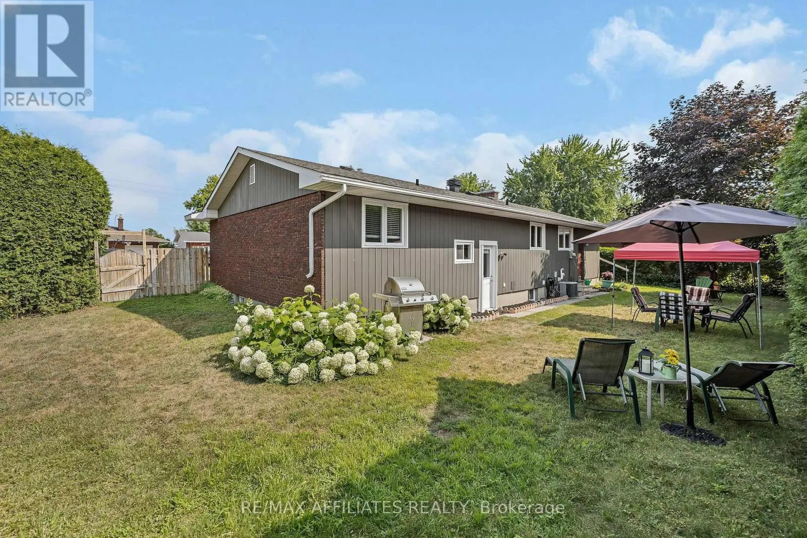 11 TRIPP CRESCENT