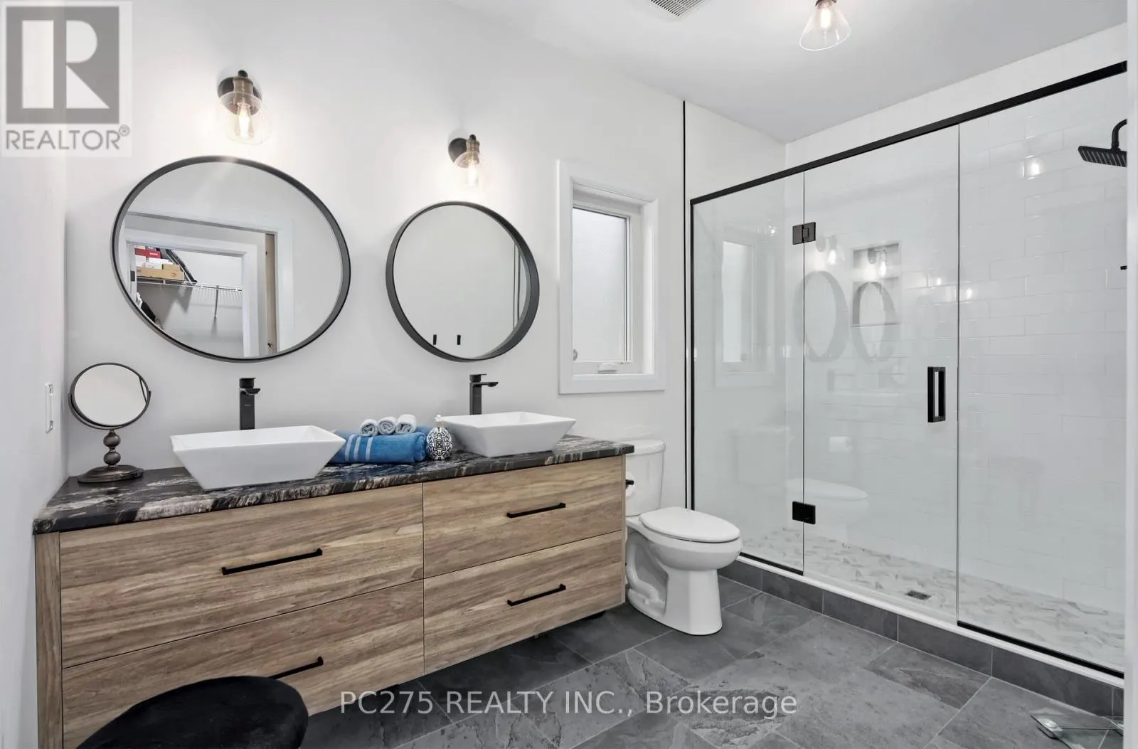 41 - 159 COLLINS WAY, #41