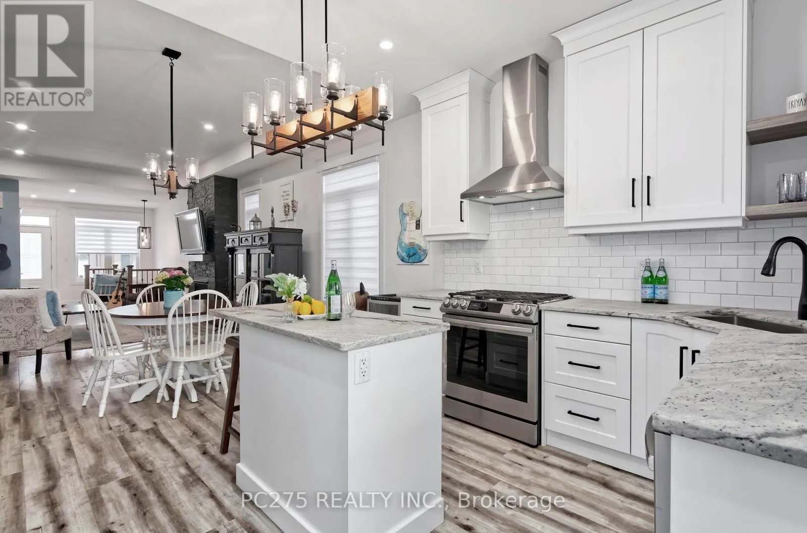 41 - 159 COLLINS WAY, #41