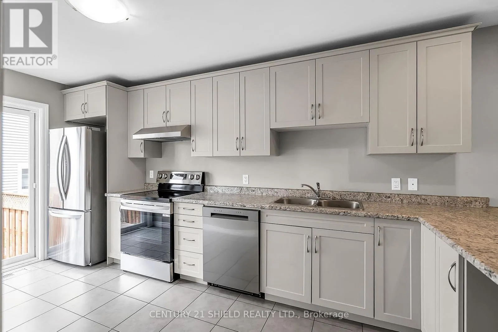 225 THIRD STREET W