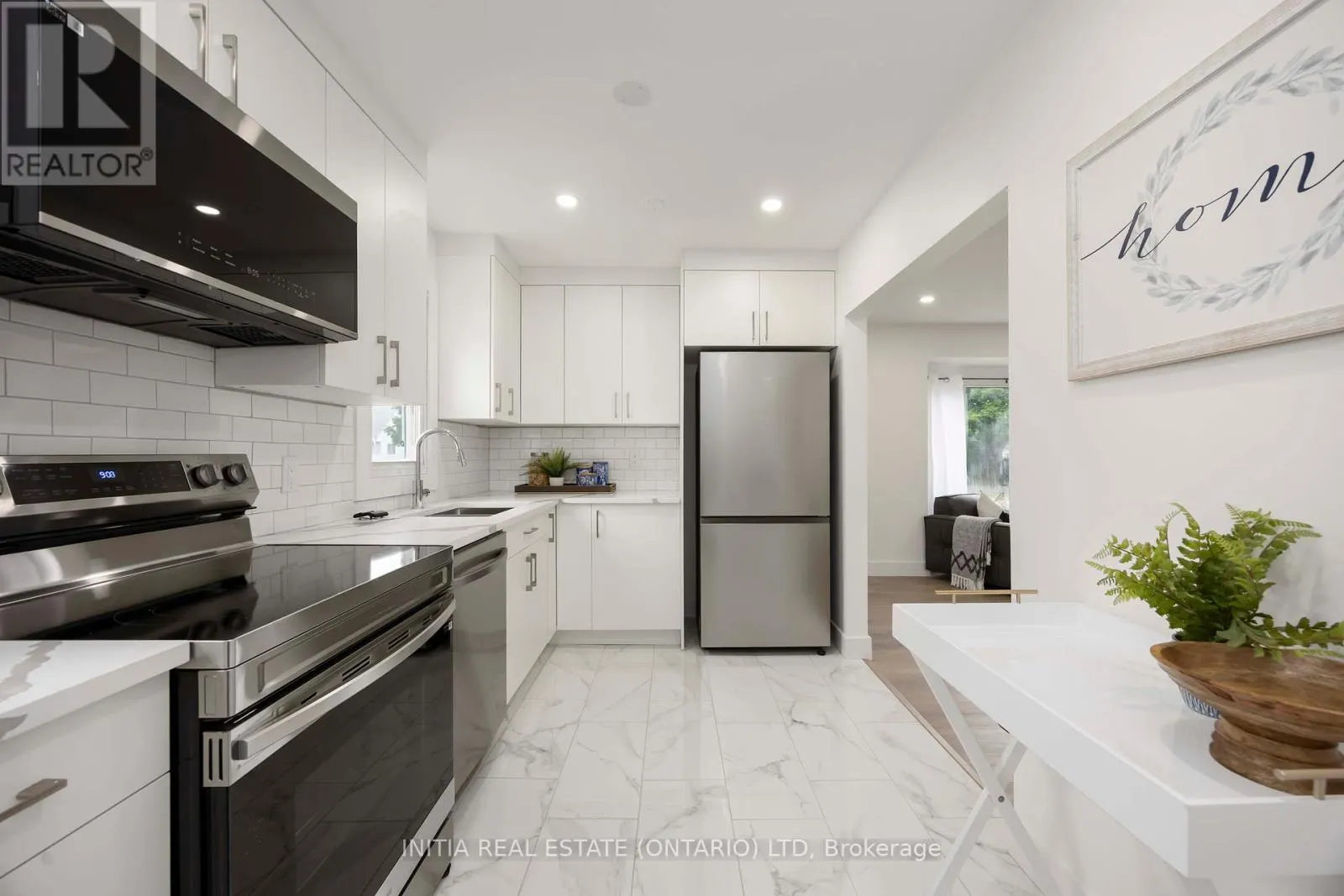 136 CHESTNUT AVENUE