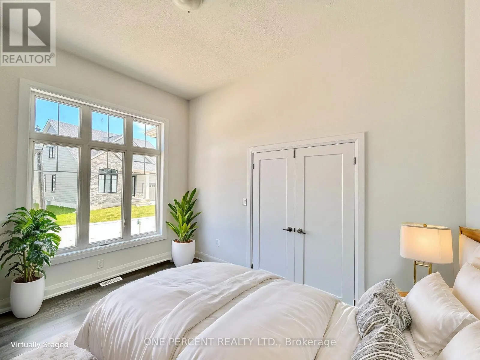 122 BEACON DRIVE