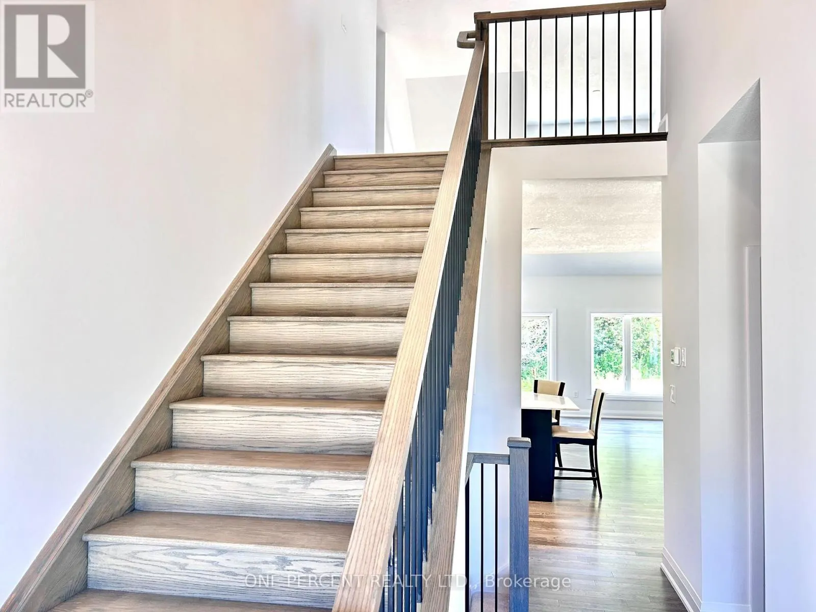 122 BEACON DRIVE