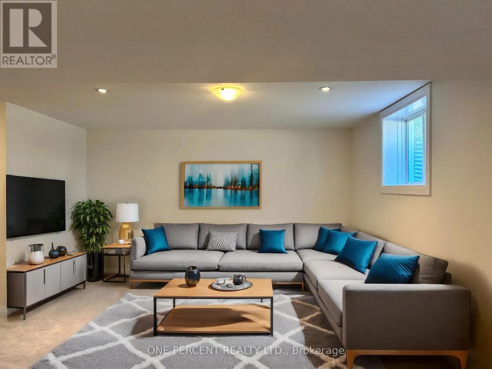 122 BEACON DRIVE